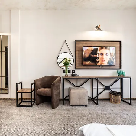 Noma Boutique - Adults Only